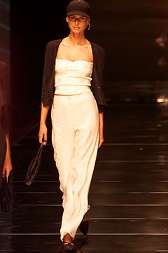 Giorgio Armani S/S 02 Look 14