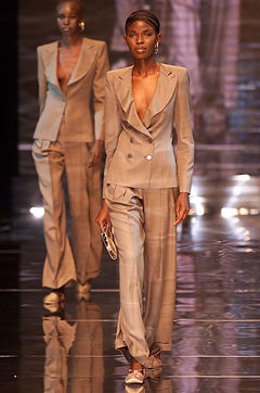 Giorgio Armani S/S 02 Look 31