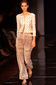 Giorgio Armani S/S 02 Look 40