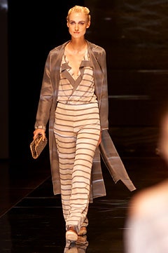 Giorgio Armani S/S 02 Look 73