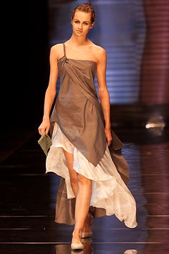 Giorgio Armani S/S 02 Look 81