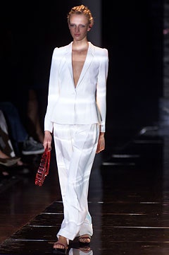 Giorgio Armani S/S 02 Look 95