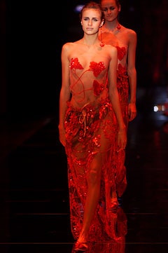 Giorgio Armani S/S 02 Look 135
