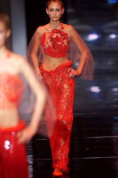 Giorgio Armani S/S 02 Look 139