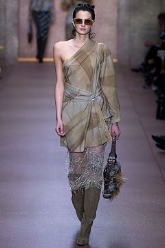 Fendi F/W 02 Look 43