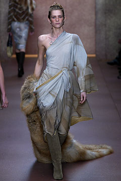 Fendi F/W 02 Look 44