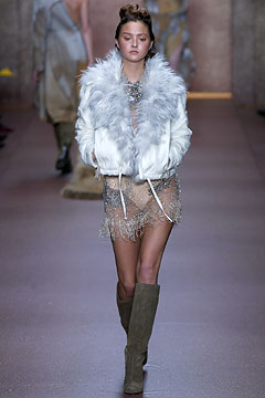 Fendi F/W 02 Look 45