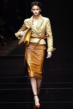 Gianfranco Ferré Fall 2002 Ready-to-Wear