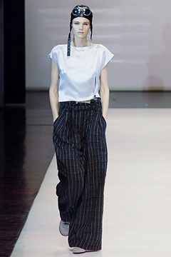 Giorgio Armani F/W 02 Look 3