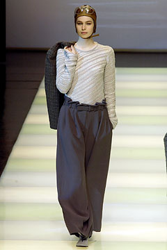 Giorgio Armani F/W 02 Look 6