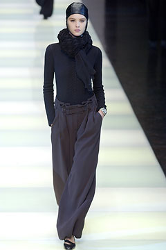 Giorgio Armani F/W 02 Look 15