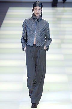 Giorgio Armani F/W 02 Look 18