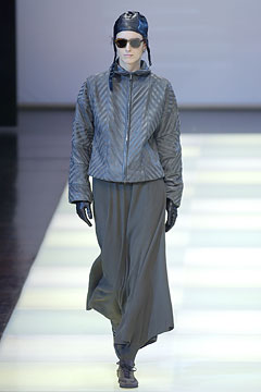 Giorgio Armani F/W 02 Look 20