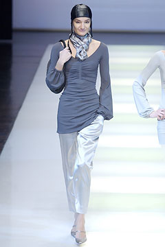 Giorgio Armani F/W 02 Look 29