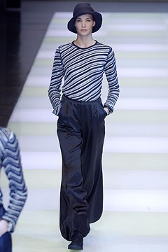Giorgio Armani F/W 02 Look 33