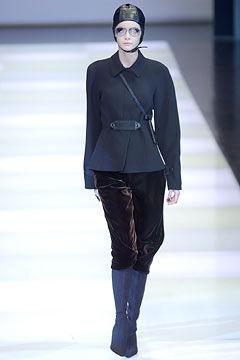 Giorgio Armani F/W 02 Look 38