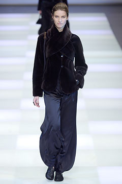 Giorgio Armani F/W 02 Look 42