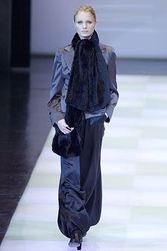 Giorgio Armani F/W 02 Look 58