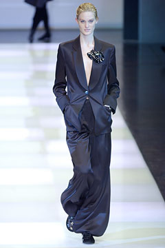 Giorgio Armani F/W 02 Look 61