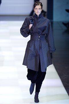 Giorgio Armani F/W 02 Look 63