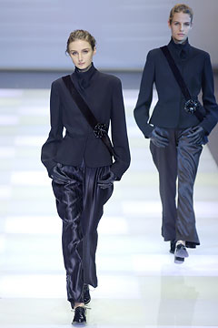 Giorgio Armani F/W 02 Look 64