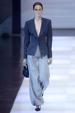 Giorgio Armani F/W 02 Look 70