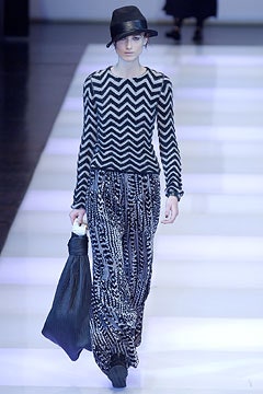 Giorgio Armani F/W 02 Look 77