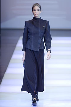 Giorgio Armani F/W 02 Look 78