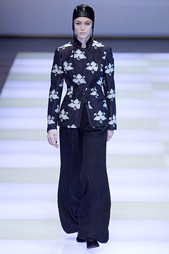 Giorgio Armani F/W 02 Look 80