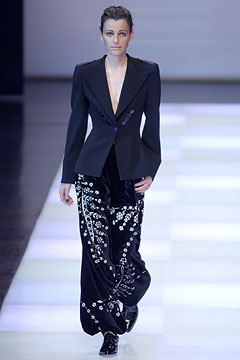 Giorgio Armani F/W 02 Look 91