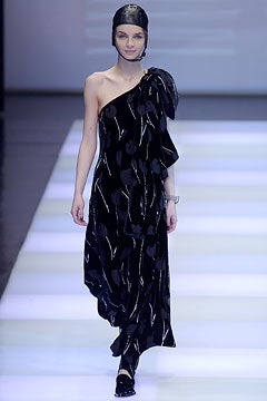 Giorgio Armani F/W 02 Look 95