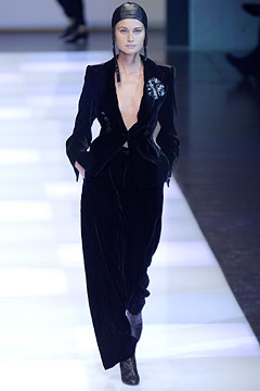 Giorgio Armani F/W 02 Look 98