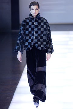 Giorgio Armani F/W 02 Look 100