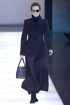 Giorgio Armani F/W 02 Look 104