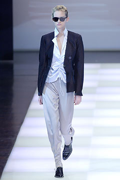 Giorgio Armani F/W 02 Look 107