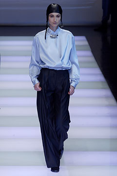 Giorgio Armani F/W 02 Look 115