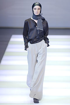 Giorgio Armani F/W 02 Look 125