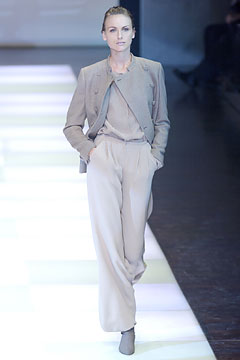 Giorgio Armani F/W 02 Look 128