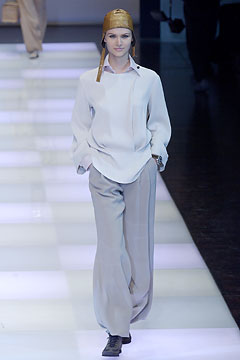 Giorgio Armani F/W 02 Look 132