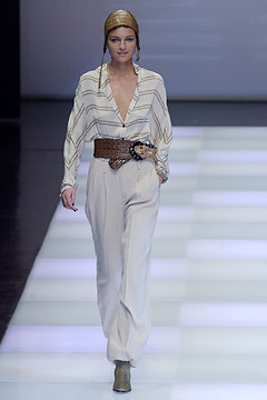 Giorgio Armani F/W 02 Look 139