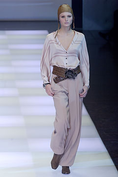 Giorgio Armani F/W 02 Look 140