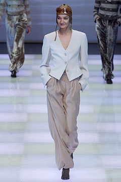 Giorgio Armani F/W 02 Look 141