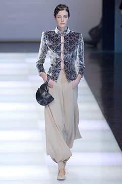 Giorgio Armani F/W 02 Look 145