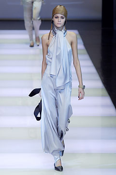 Giorgio Armani F/W 02 Look 149