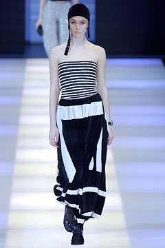 Giorgio Armani F/W 02 Look 162