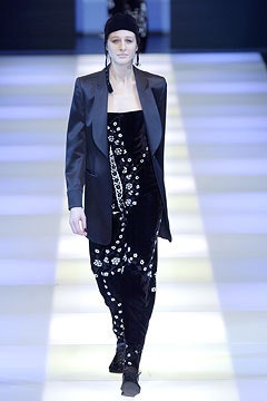 Giorgio Armani F/W 02 Look 164