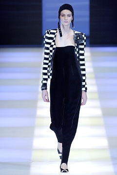 Giorgio Armani F/W 02 Look 167