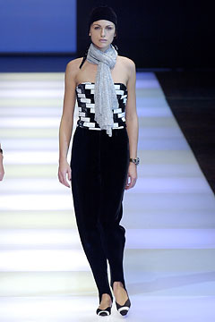Giorgio Armani F/W 02 Look 169