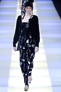 Giorgio Armani F/W 02 Look 174