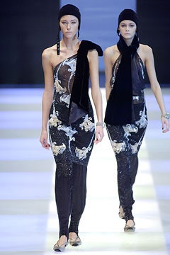 Giorgio Armani F/W 02 Look 179